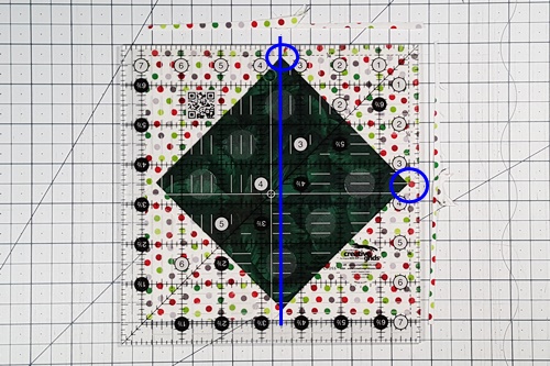 Step 6a Corner Triangles for Setting Blocks on Point: square up the square in a square block. Step 6a Corner Triangles for Setting Blocks on Point: square up the square in a square block.