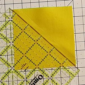 Half square triangle Step 4